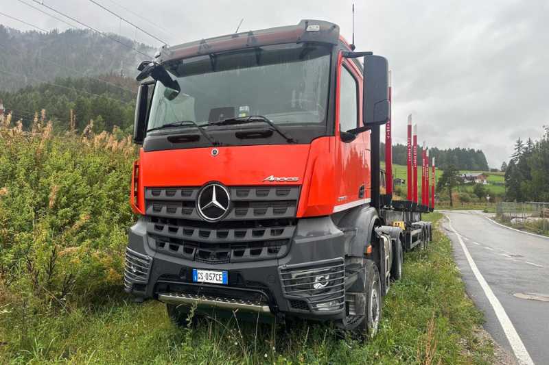 OmecoHub - Immagine MERCEDES AROCS